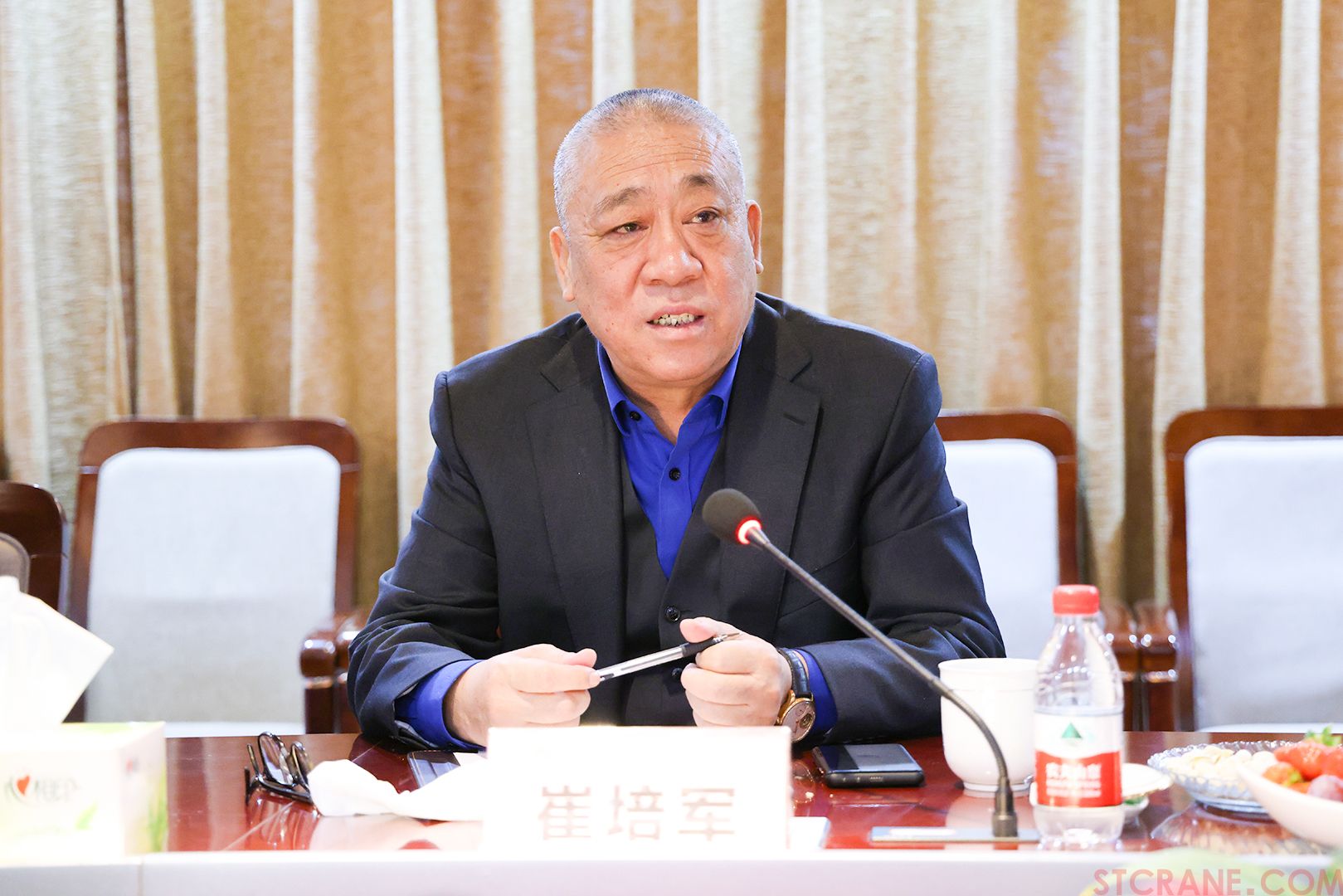 礦山起重黨委書記